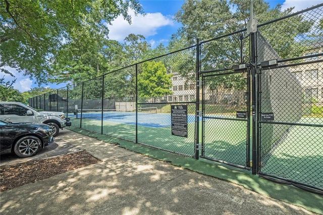 94 Rosaire NW Place, Atlanta, GA 30327