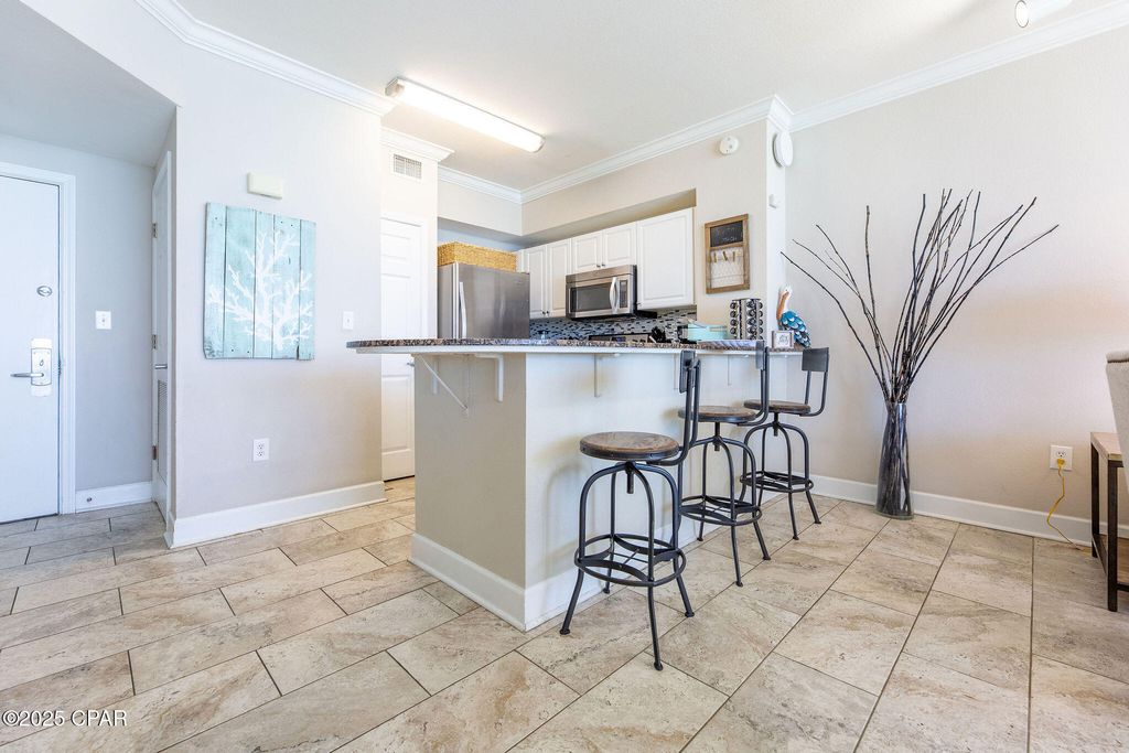 Image 11 of property listing at 16819 Front Beach Road 712, Panama City Beach, FL 32413