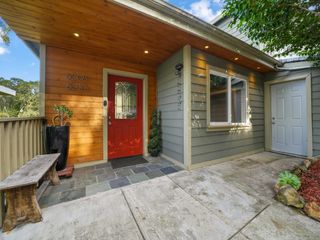 6208 Oakdale Ave, Oakland, CA 94605