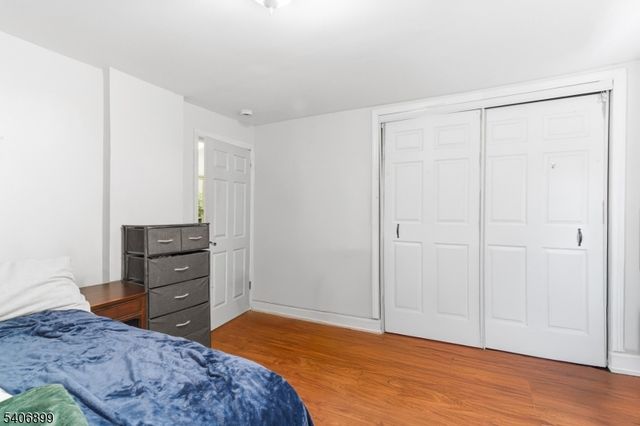 65 Cambridge St, East Orange City, NJ 07018