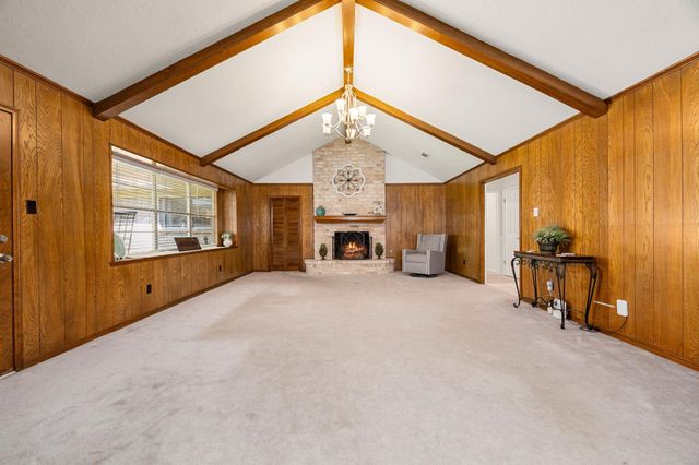 8222 Middlebury Lane, Houston, TX 77070