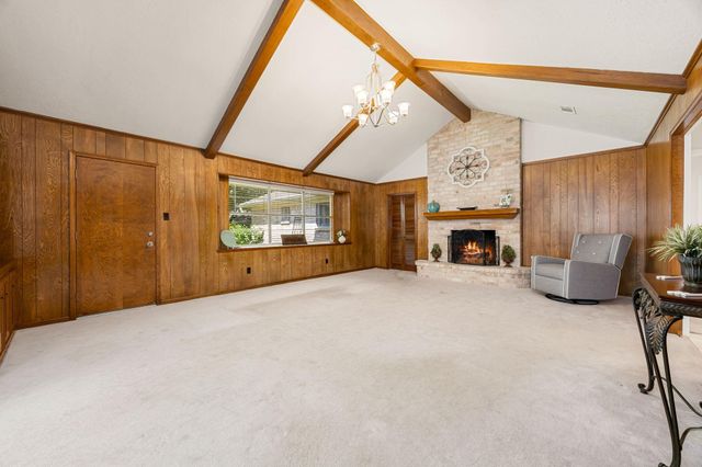 8222 Middlebury Lane, Houston, TX 77070