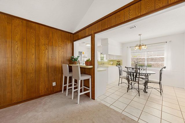 8222 Middlebury Lane, Houston, TX 77070