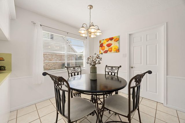 8222 Middlebury Lane, Houston, TX 77070