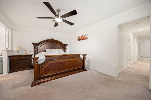 8222 Middlebury Lane, Houston, TX 77070