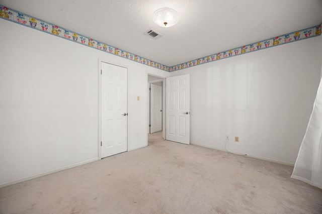 8222 Middlebury Lane, Houston, TX 77070