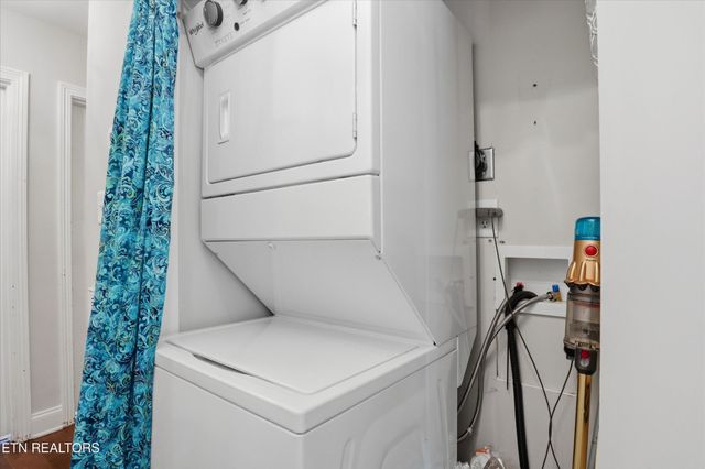 305 Beechwood Drive, Knoxville, TN 37920