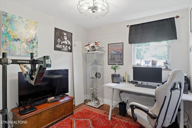 305 Beechwood Drive, Knoxville, TN 37920