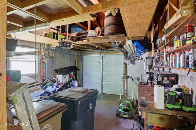 305 Beechwood Drive, Knoxville, TN 37920