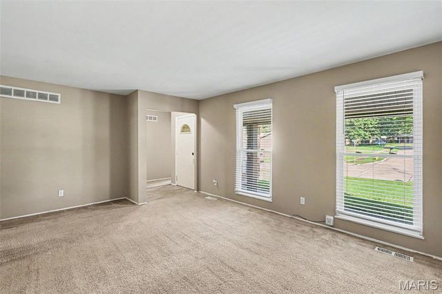 11952 Cato Drive, Florissant, MO 63033