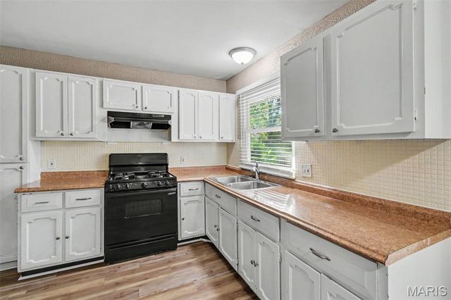 11952 Cato Drive, Florissant, MO 63033