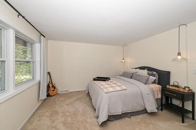 7613 S 83rd STREET, Franklin, WI 53132