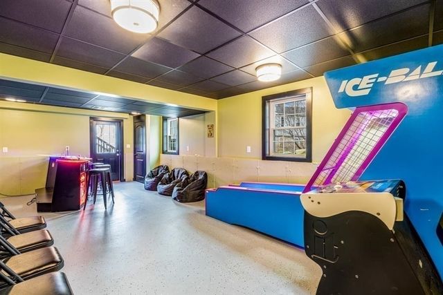 6 Bishop St., Plymouth, MA 02360