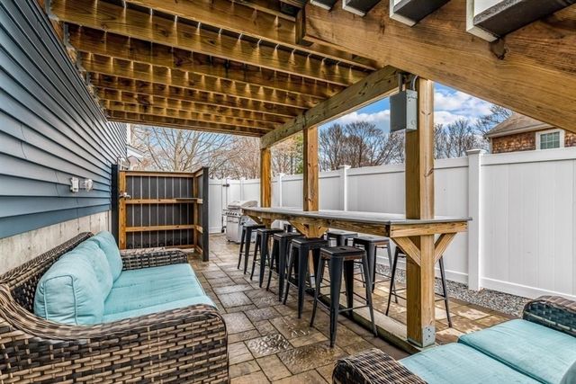 6 Bishop St., Plymouth, MA 02360