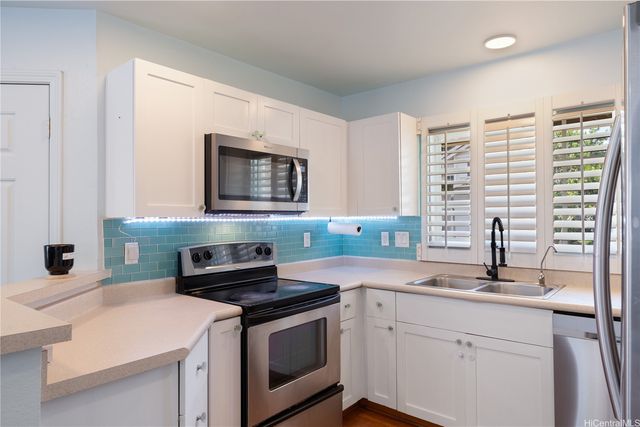 87-1018 Kahiwelola Street, Waianae, HI 96792