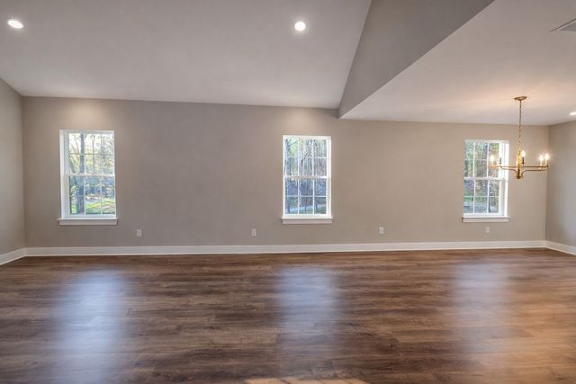 4603 Chapel Hill Rd, Southside, TN 37171