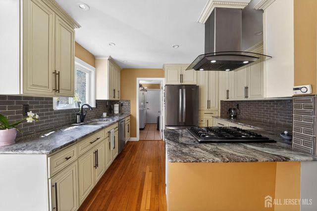 17 Willow Drive, Old Bridge, NJ 08857