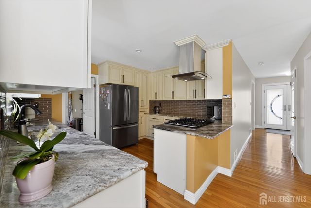 17 Willow Drive, Old Bridge, NJ 08857