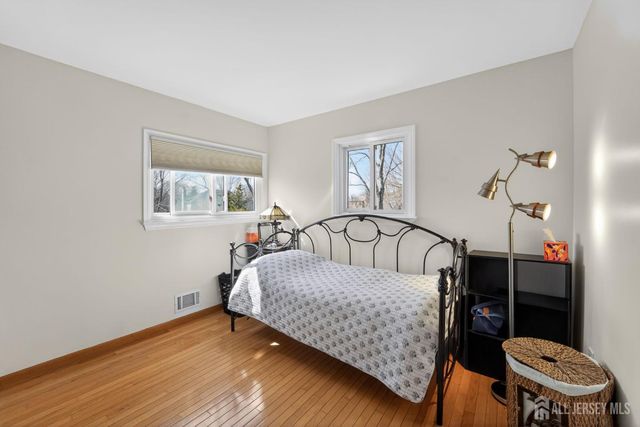 17 Willow Drive, Old Bridge, NJ 08857