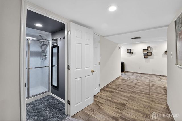 17 Willow Drive, Old Bridge, NJ 08857