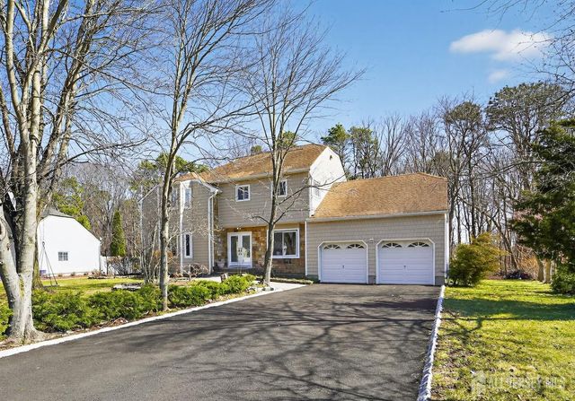 17 Willow Drive, Old Bridge, NJ 08857