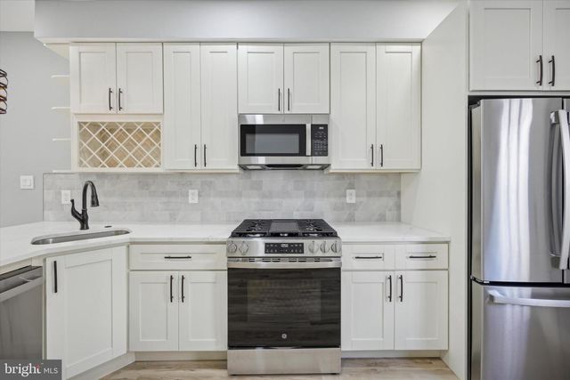 451 FITZGERALD ST, Philadelphia, PA 19148