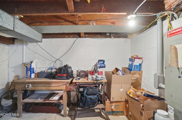 2115 Albon Road, Holland, OH 43528
