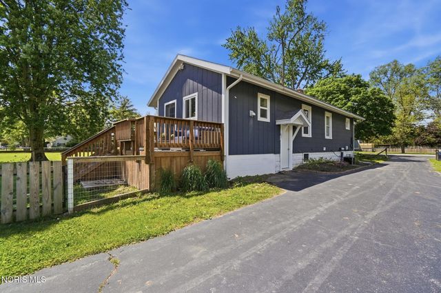 2115 Albon Road, Holland, OH 43528