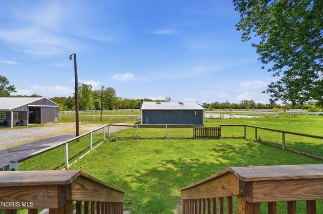 2115 Albon Road, Holland, OH 43528