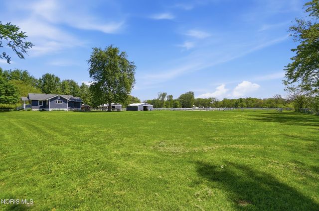2115 Albon Road, Holland, OH 43528