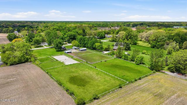 2115 Albon Road, Holland, OH 43528