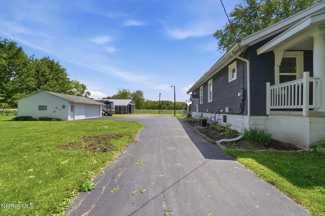 2115 Albon Road, Holland, OH 43528