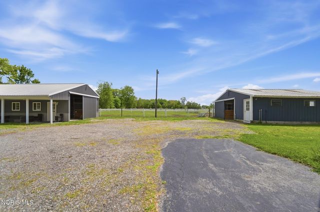 2115 Albon Road, Holland, OH 43528