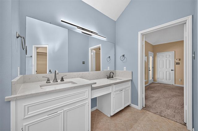 19902 Wood Walk Ln Lane, Humble, TX 77346