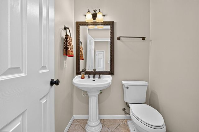 19902 Wood Walk Ln Lane, Humble, TX 77346