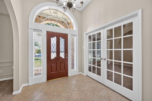 19902 Wood Walk Ln Lane, Humble, TX 77346