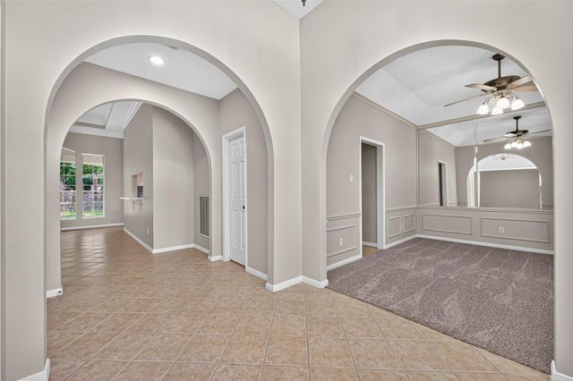19902 Wood Walk Ln Lane, Humble, TX 77346