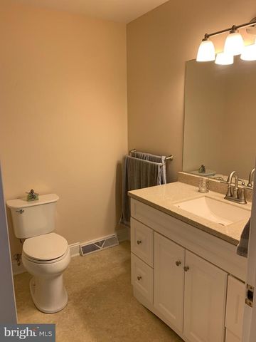 1319 W 10TH ST, Wilmington, DE 19806