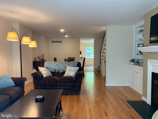 1319 W 10TH ST, Wilmington, DE 19806