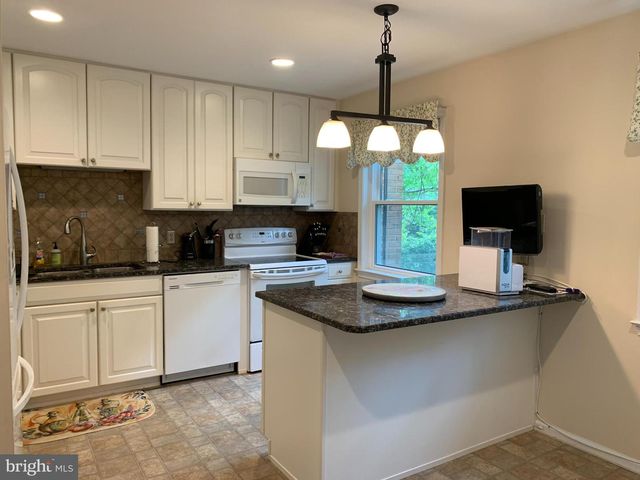 1319 W 10TH ST, Wilmington, DE 19806
