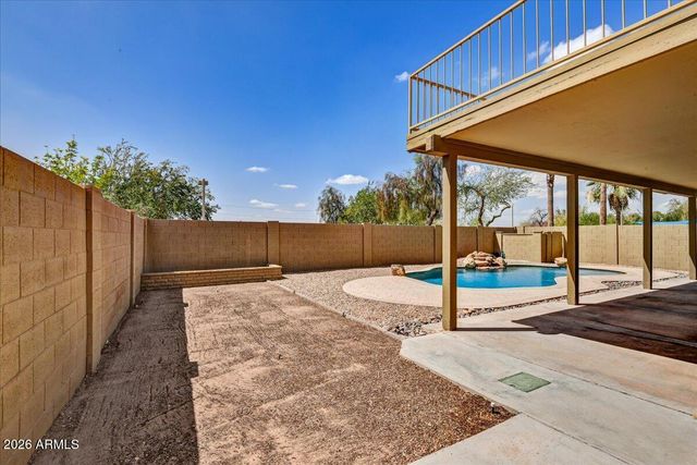 3845 E WINDSONG Drive, Phoenix, AZ 85048