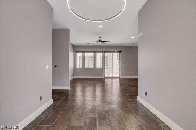 9176 Worsley Park Place, Las Vegas, NV 89145