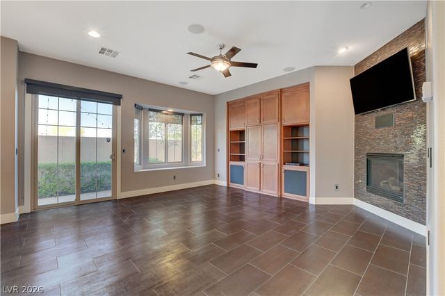 9176 Worsley Park Place, Las Vegas, NV 89145