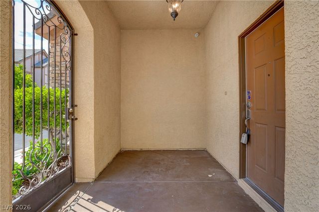 9176 Worsley Park Place, Las Vegas, NV 89145