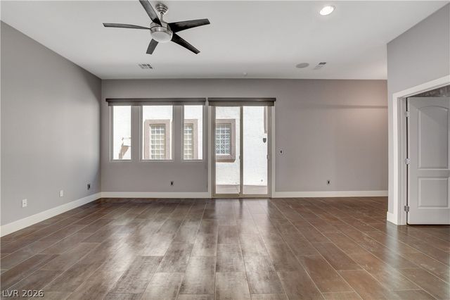 9176 Worsley Park Place, Las Vegas, NV 89145