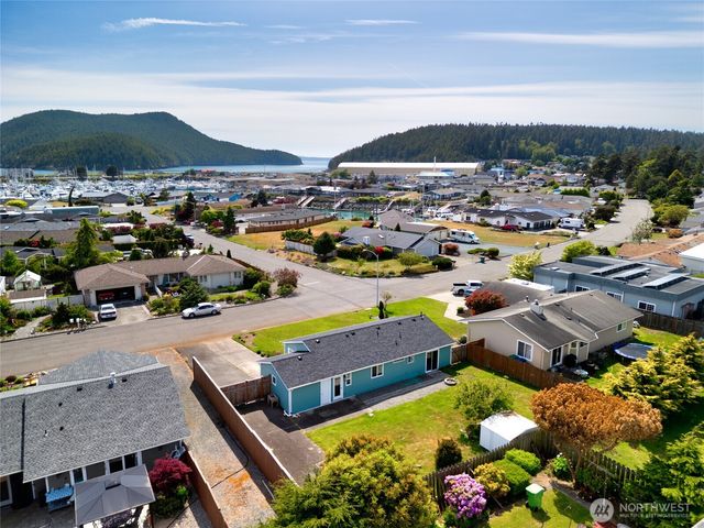 5404 Doon Way, Anacortes, WA 98221