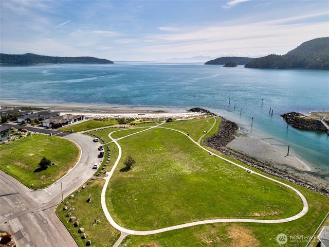 5404 Doon Way, Anacortes, WA 98221