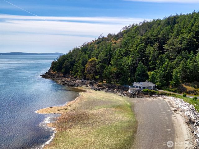 5404 Doon Way, Anacortes, WA 98221