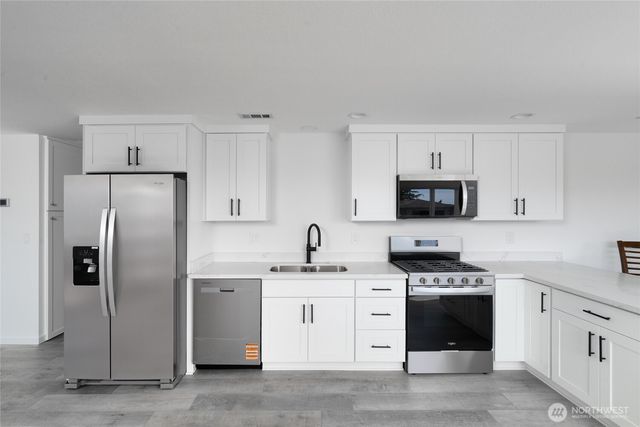 5404 Doon Way, Anacortes, WA 98221