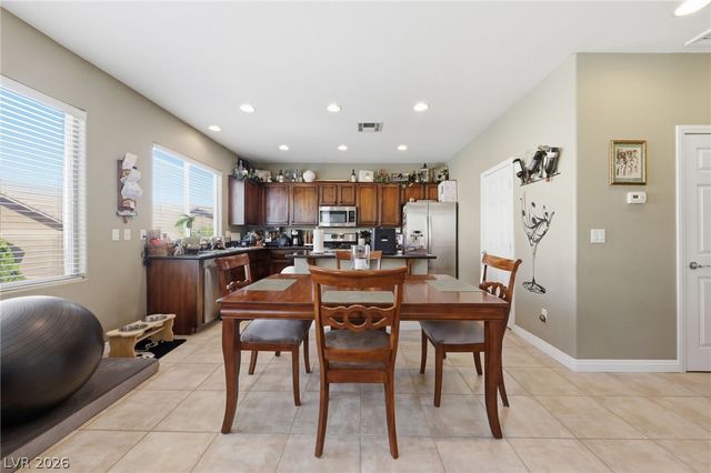 9553 Dawning Heat Street, Las Vegas, NV 89178